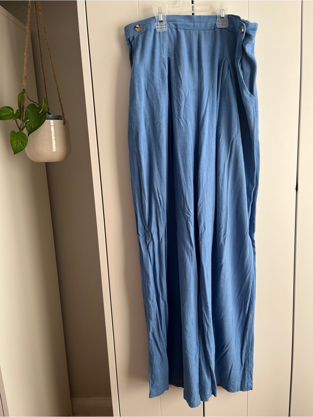 Light Blue Women's Linen Blend Made In Canada Wide Legged Pants